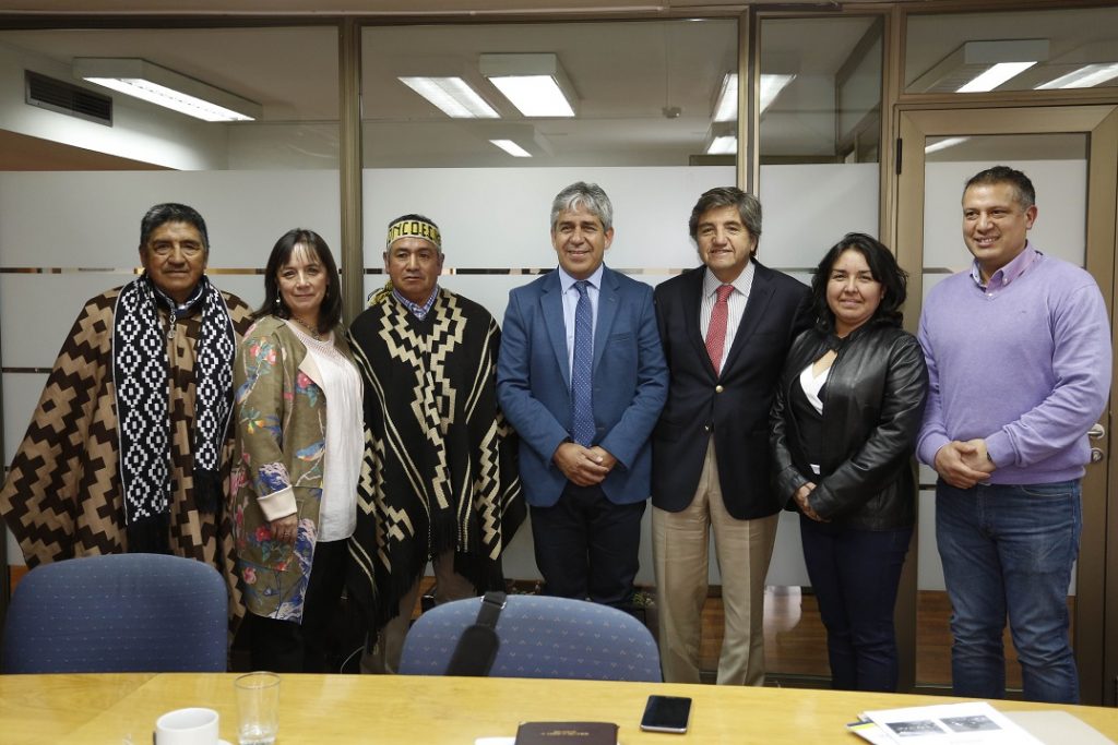 Autoridades y comunidades indígena de Lonquimay solicitan apoyo de INDAP
