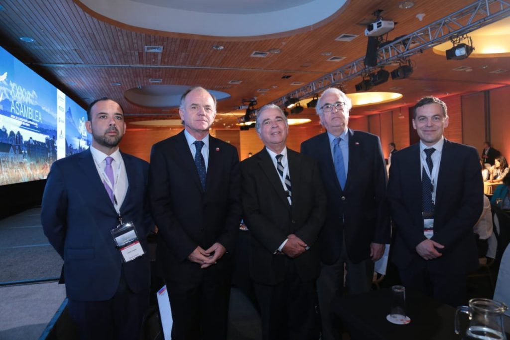 En Puerto Varas: Ministro Walker inaugura asamblea Latinoamericana de Industriales Molineros