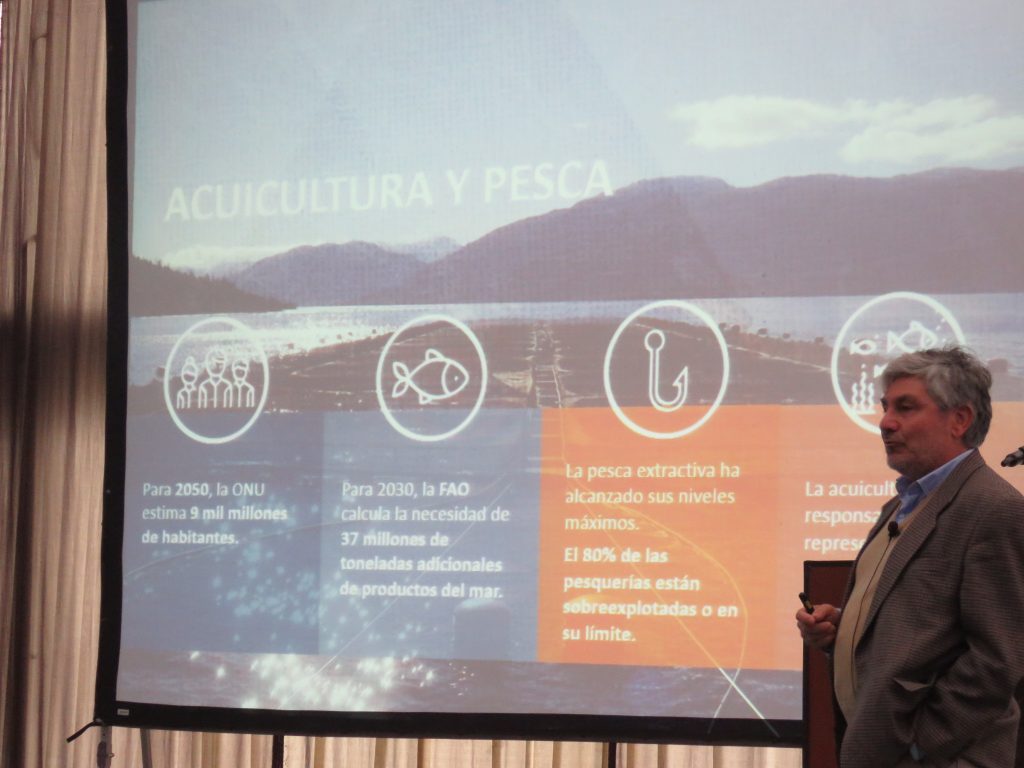 Productores de granos conocieron las oportunidades que ofrece la salmonicultura chilena