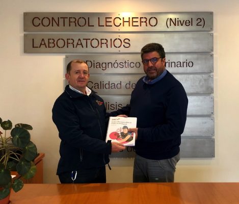 Centro de laboratorio de  Cooprinsem logra importante certificación internacional