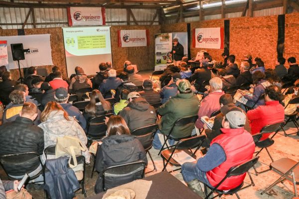 Cooprinsem lanzó Catálogo de “Toros de Carne 2019”